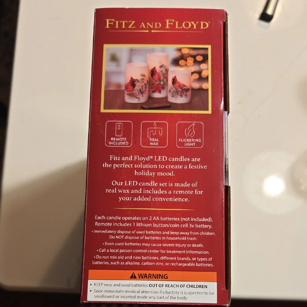 Fitz and Floyd Cardinal LED Candle Set with Red and White Accents - Picture 4 of 6